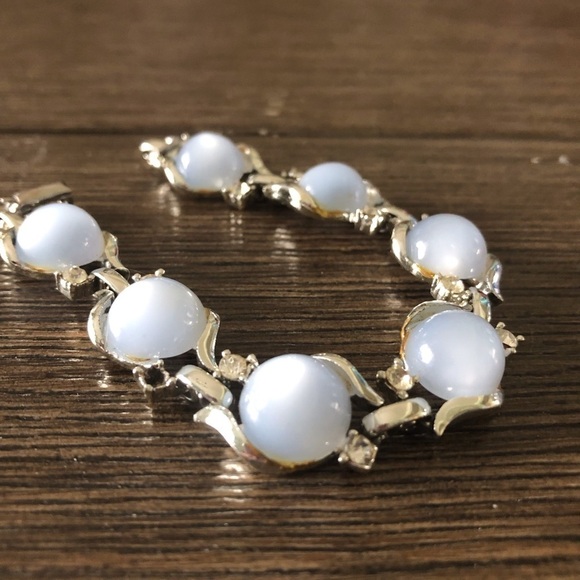 Vintage sliver & white stone linked bracelet - Picture 2 of 5